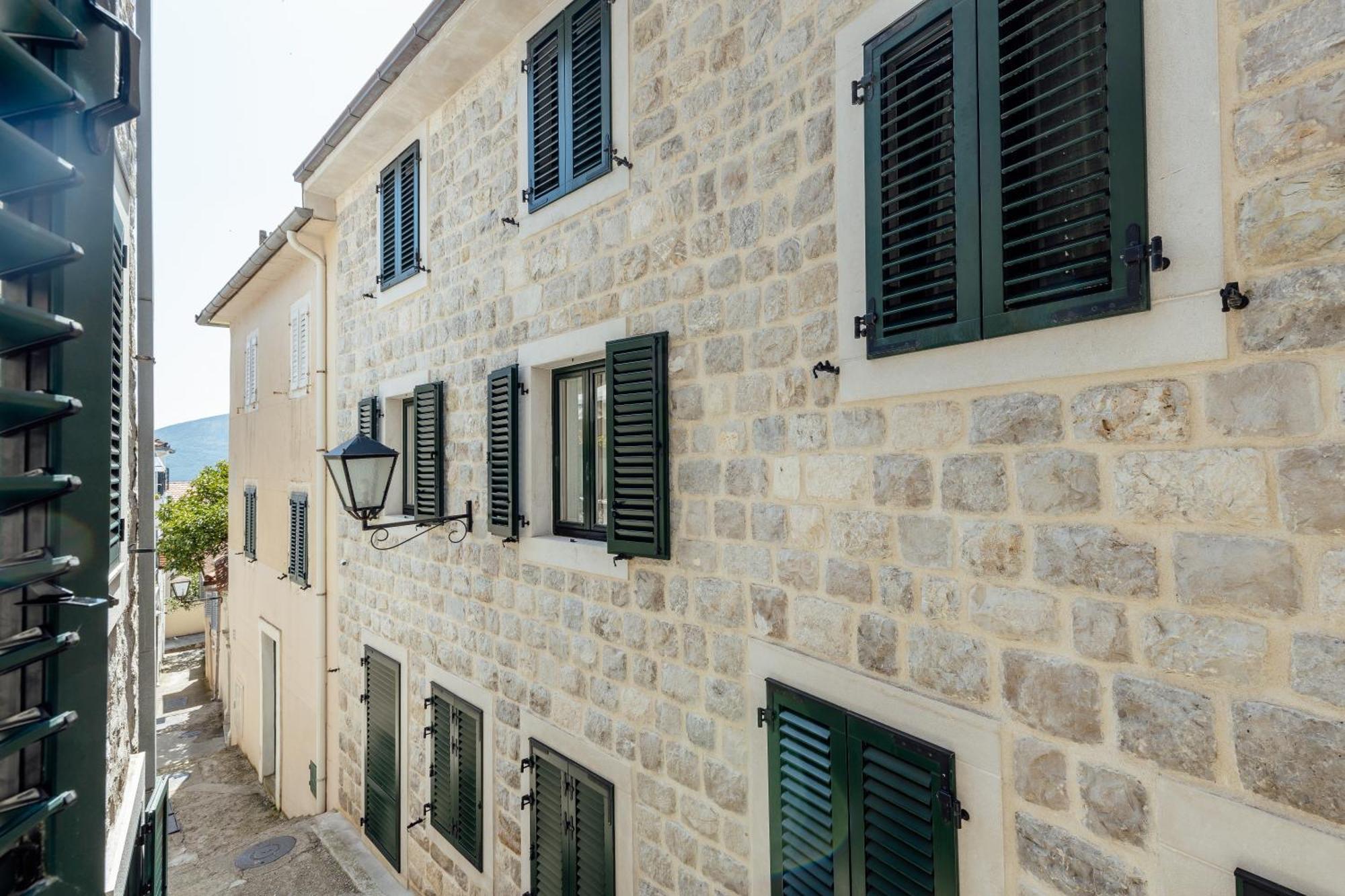 Guesthouse Villa Stari Grad Χέρτσεγκ Νόβι Εξωτερικό φωτογραφία