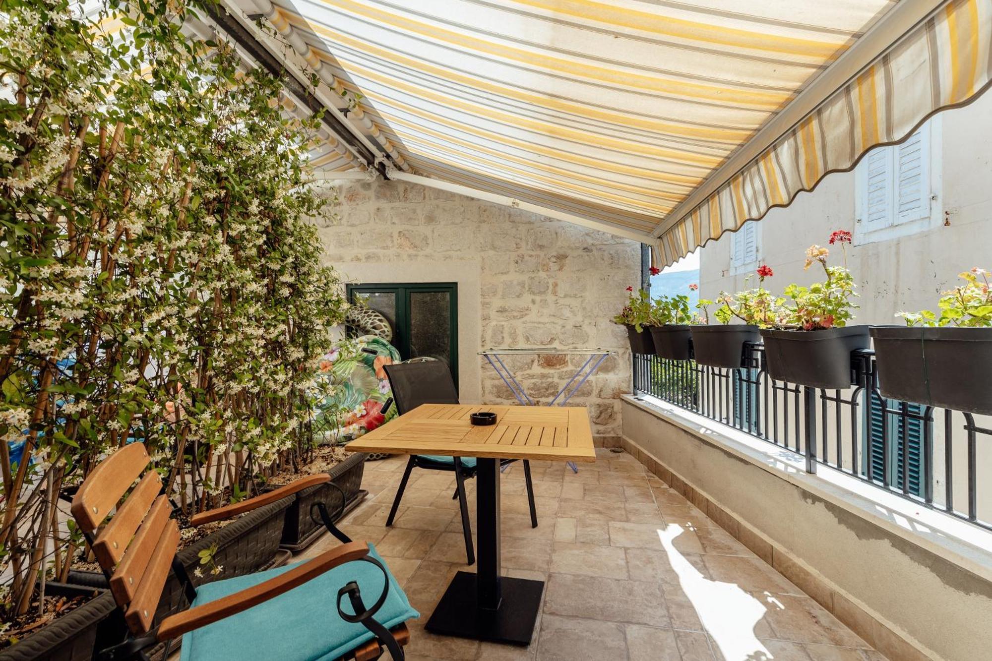 Guesthouse Villa Stari Grad Χέρτσεγκ Νόβι Εξωτερικό φωτογραφία